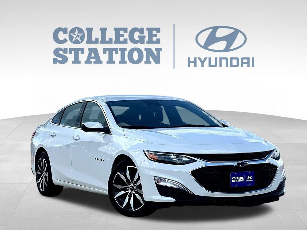 Used 2023 Chevrolet Malibu RS FWD image 3