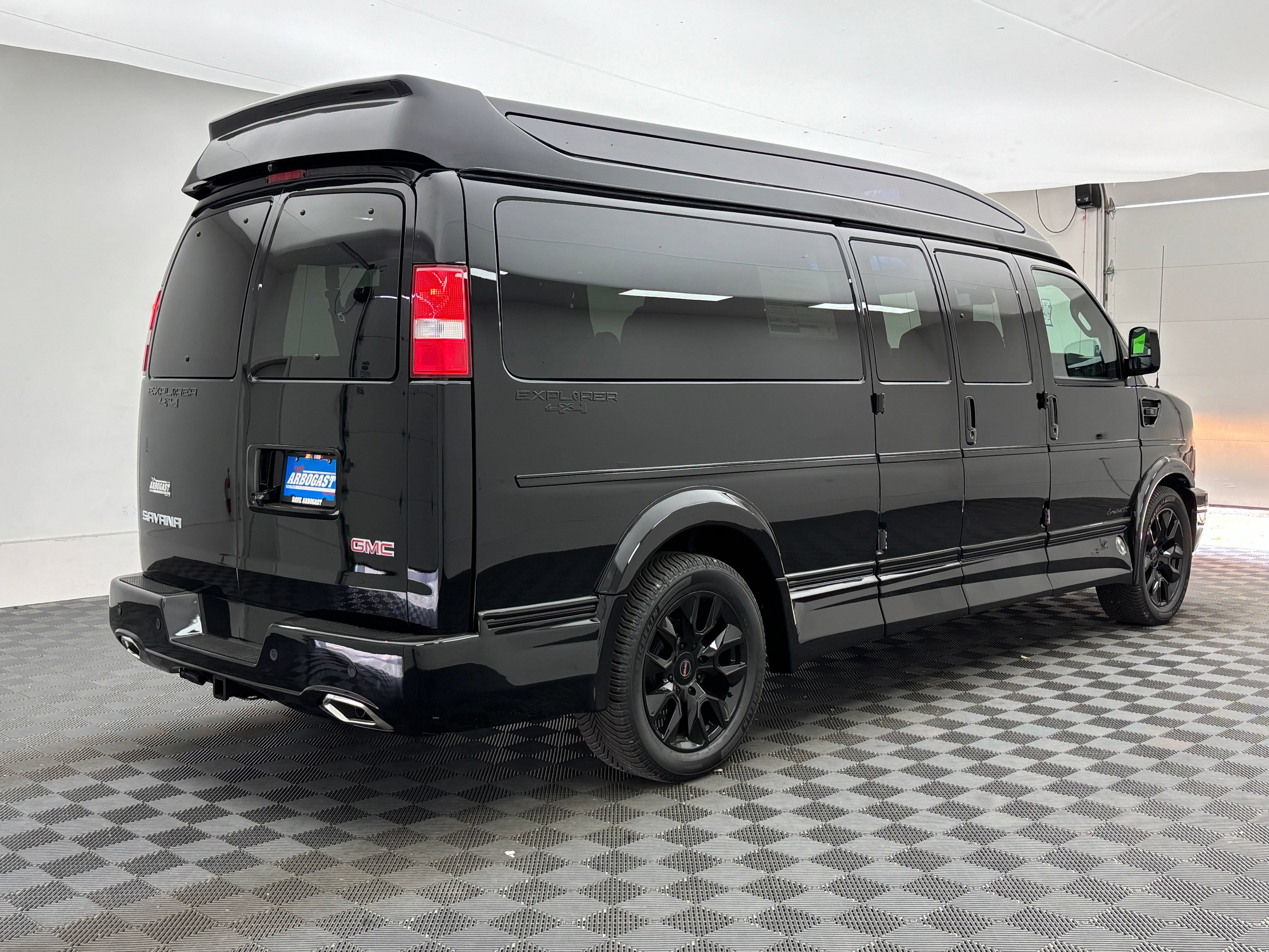 New 2026 GMC Savana 2500 Extended w/ Driver Convenience Package RWD image 8