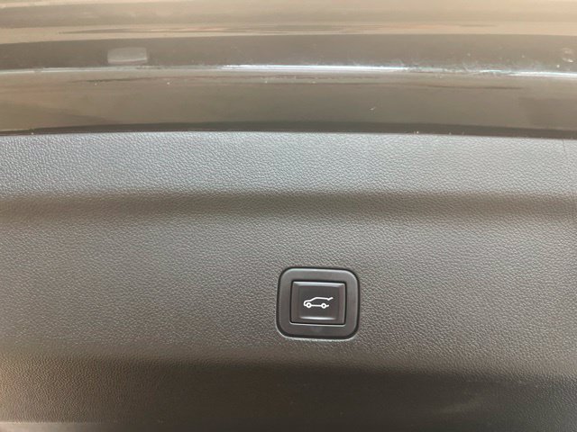 Used 2022 Cadillac Escalade Sport w/ Touring Package AWD/4WD image 13