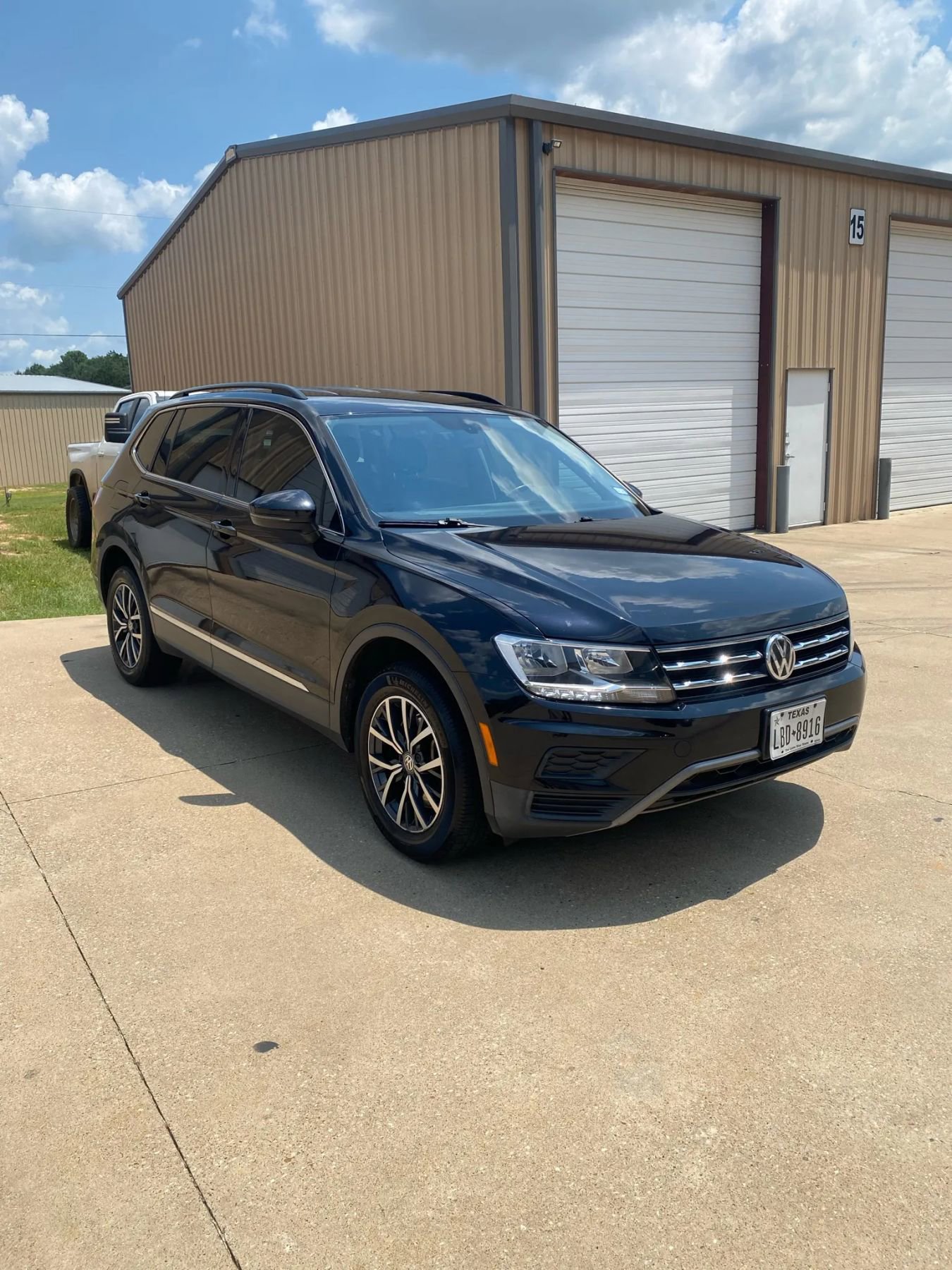 Used 2018 Volkswagen Tiguan SE image 4
