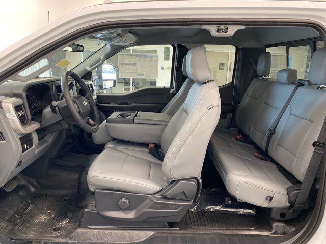 New 2026 Ford F250 XL w/ FX4 Off-Road Package AWD/4WD image 12
