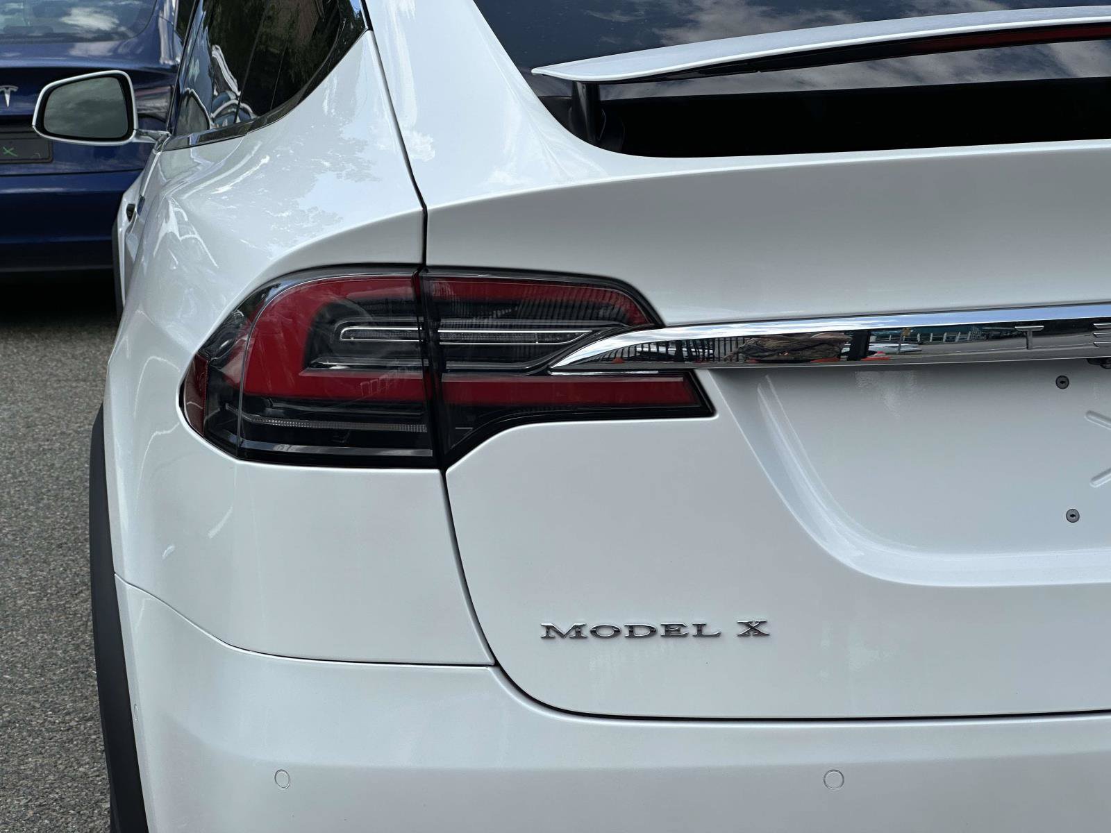 Used 2019 Tesla Model X 100D AWD/4WD image 12