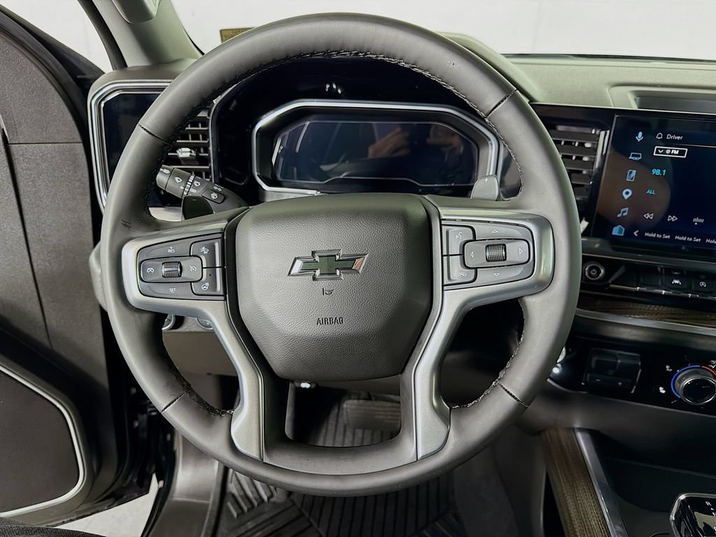 Used 2026 Chevrolet Silverado 1500 RST AWD/4WD image 13