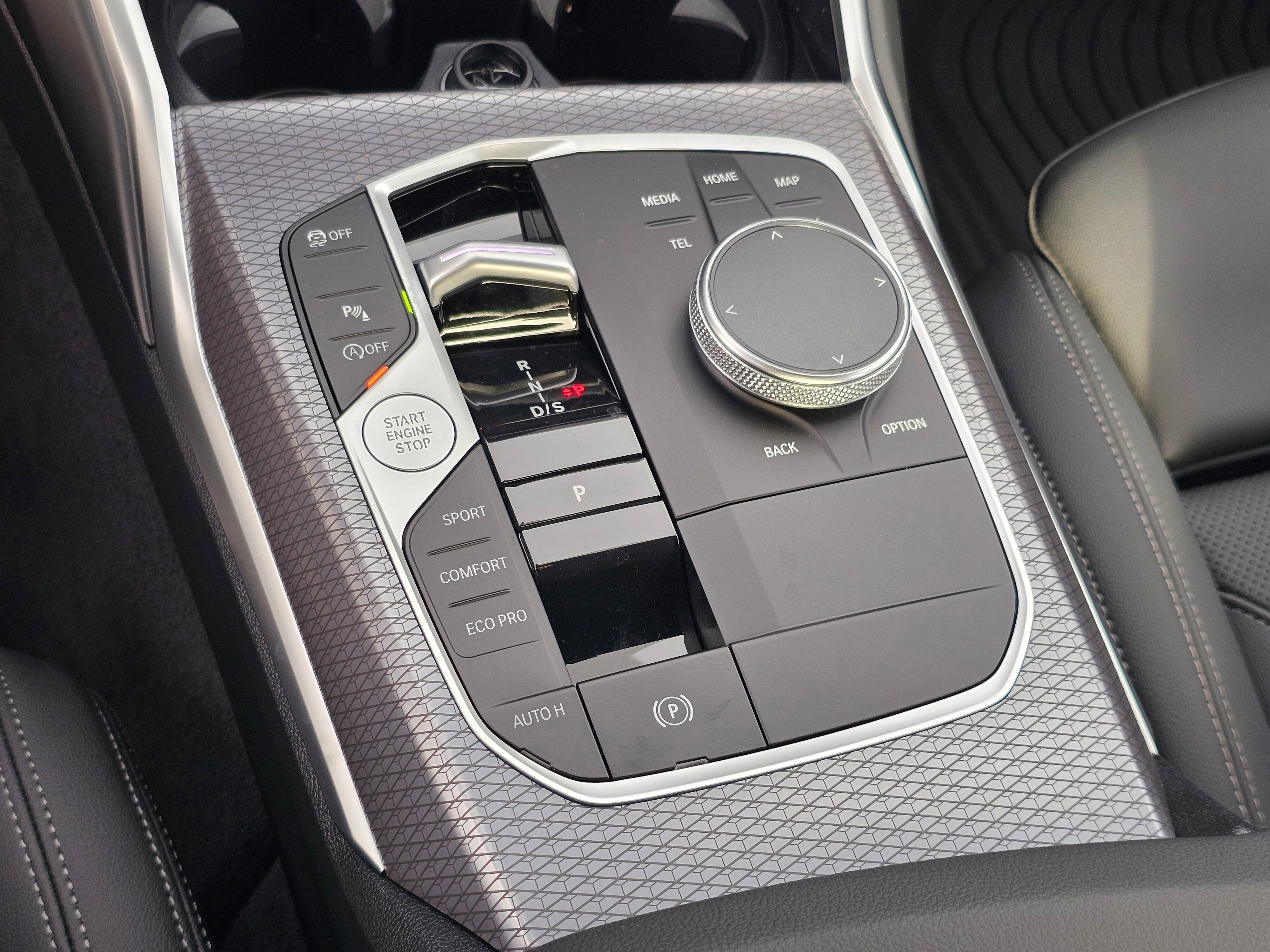 New 2026 BMW 330i xDrive Sedan w/ M Sport Package image 23