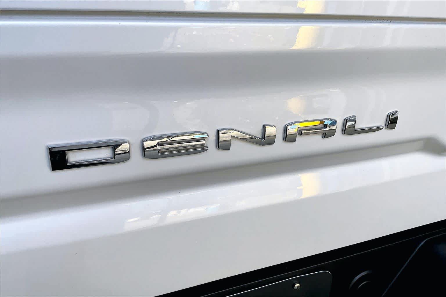 Used 2024 GMC Sierra 1500 Denali w/ Denali Reserve Package AWD/4WD image 31