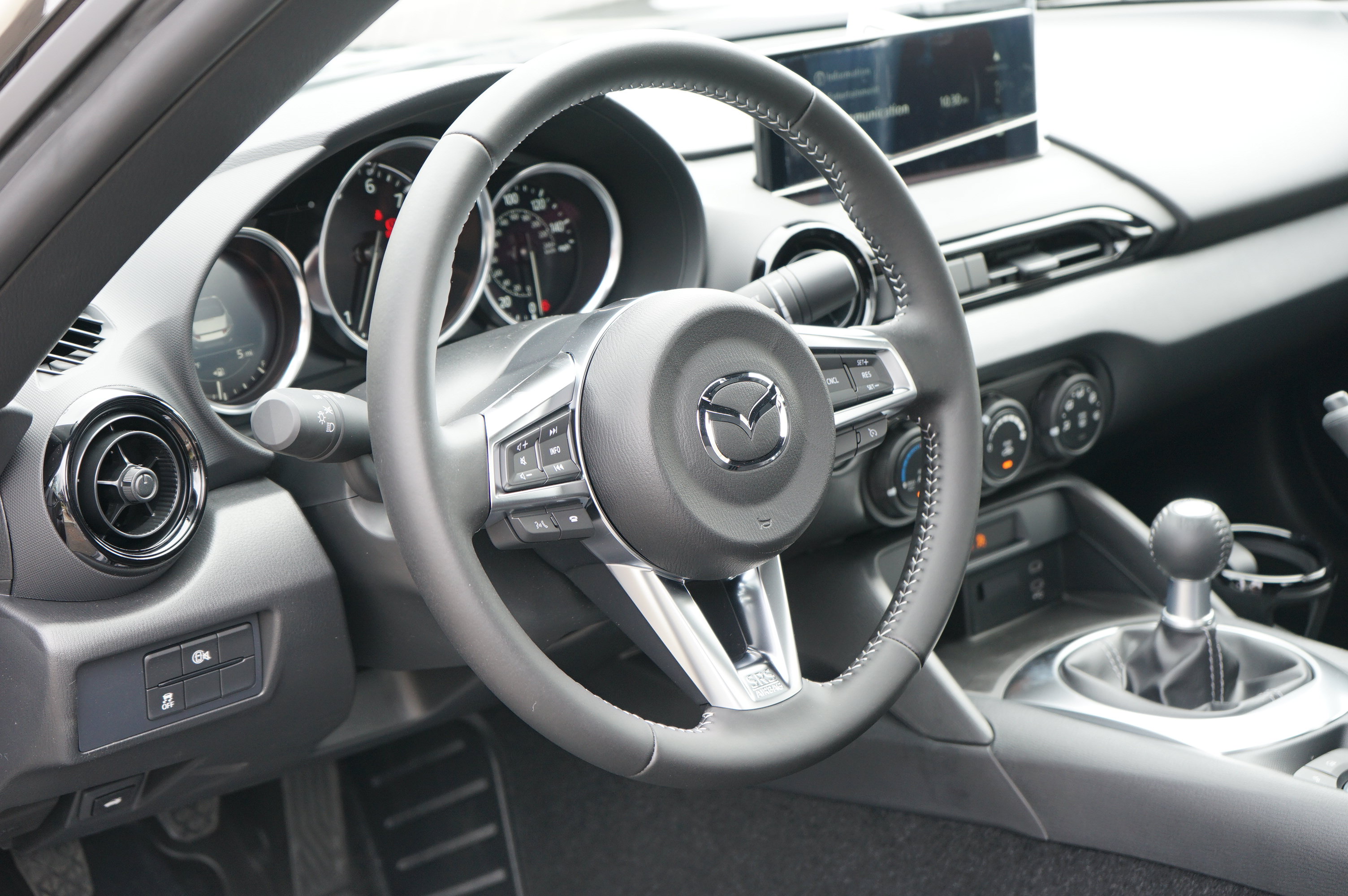 New 2026 MAZDA MX-5 Miata Sport w/ Weather Package RWD image 14