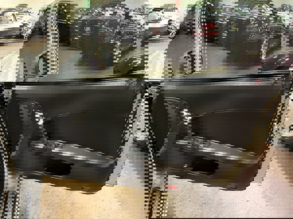 Used 2008 Chevrolet Corvette Z06 w/ Preferred Equipment Group image 17