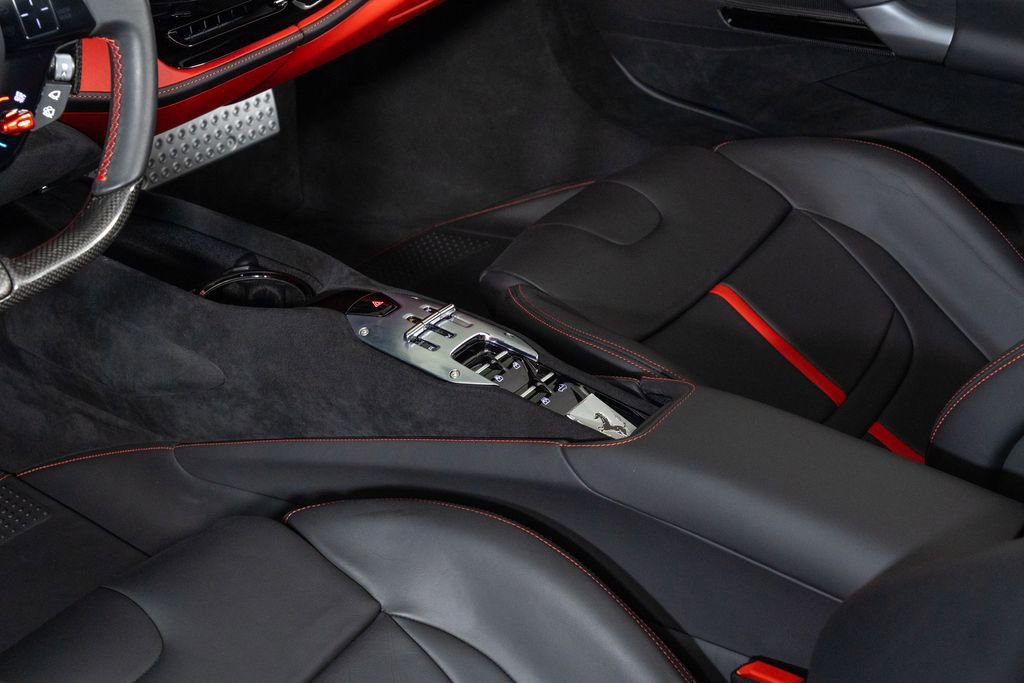Used 2022 Ferrari SF90 Spider AWD/4WD image 40