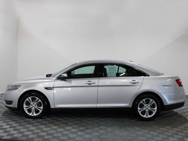 Used 2014 Ford Taurus SEL w/ Equipment Group 201A FWD image 3