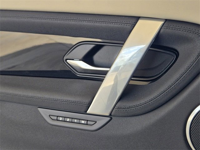 New 2025 Land Rover Discovery Sport S image 17