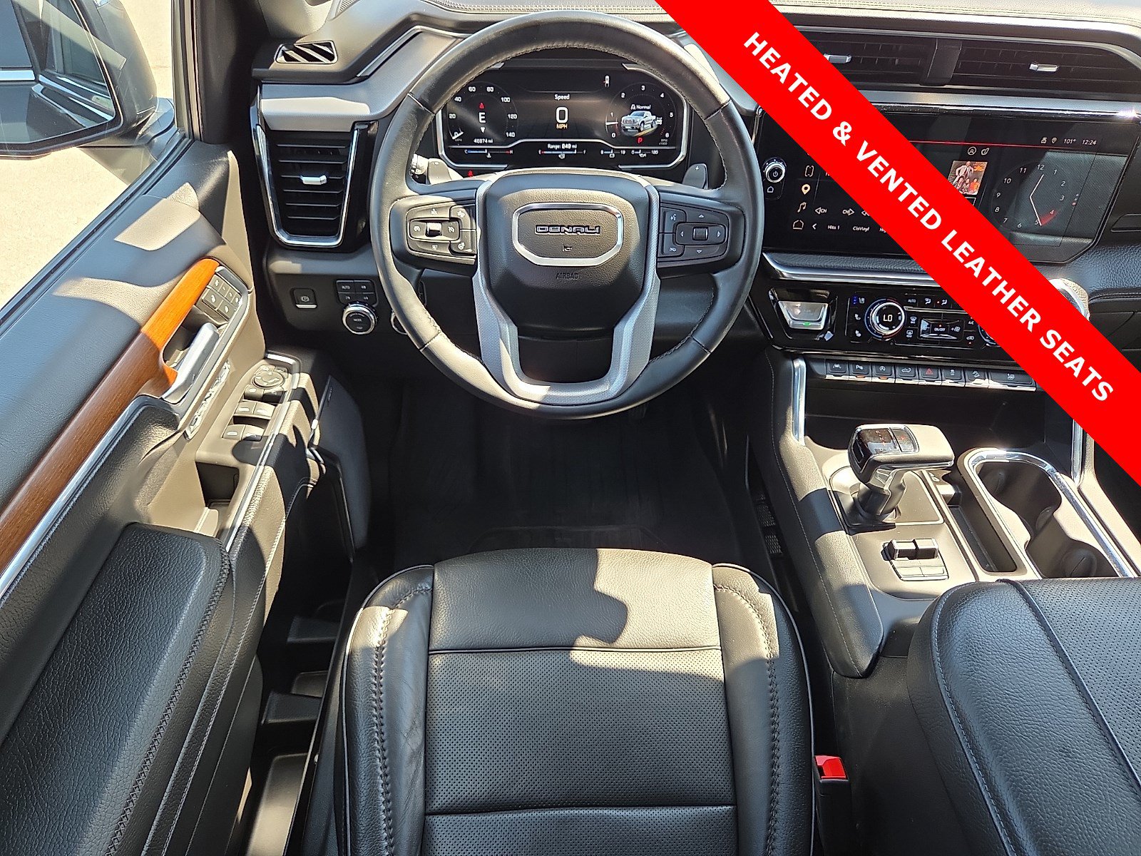 Used 2023 GMC Sierra 1500 Denali w/ Denali Reserve Package AWD/4WD image 11