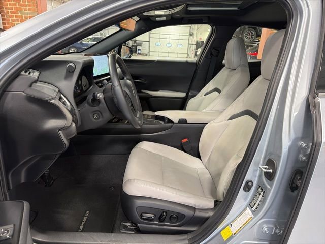 Used 2023 Lexus UX 250h AWD w/ Accessory Package (Z2) image 12