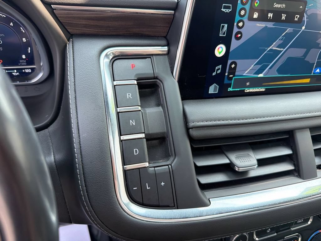 Used 2022 Chevrolet Suburban LT w/ Luxury Package AWD/4WD image 27