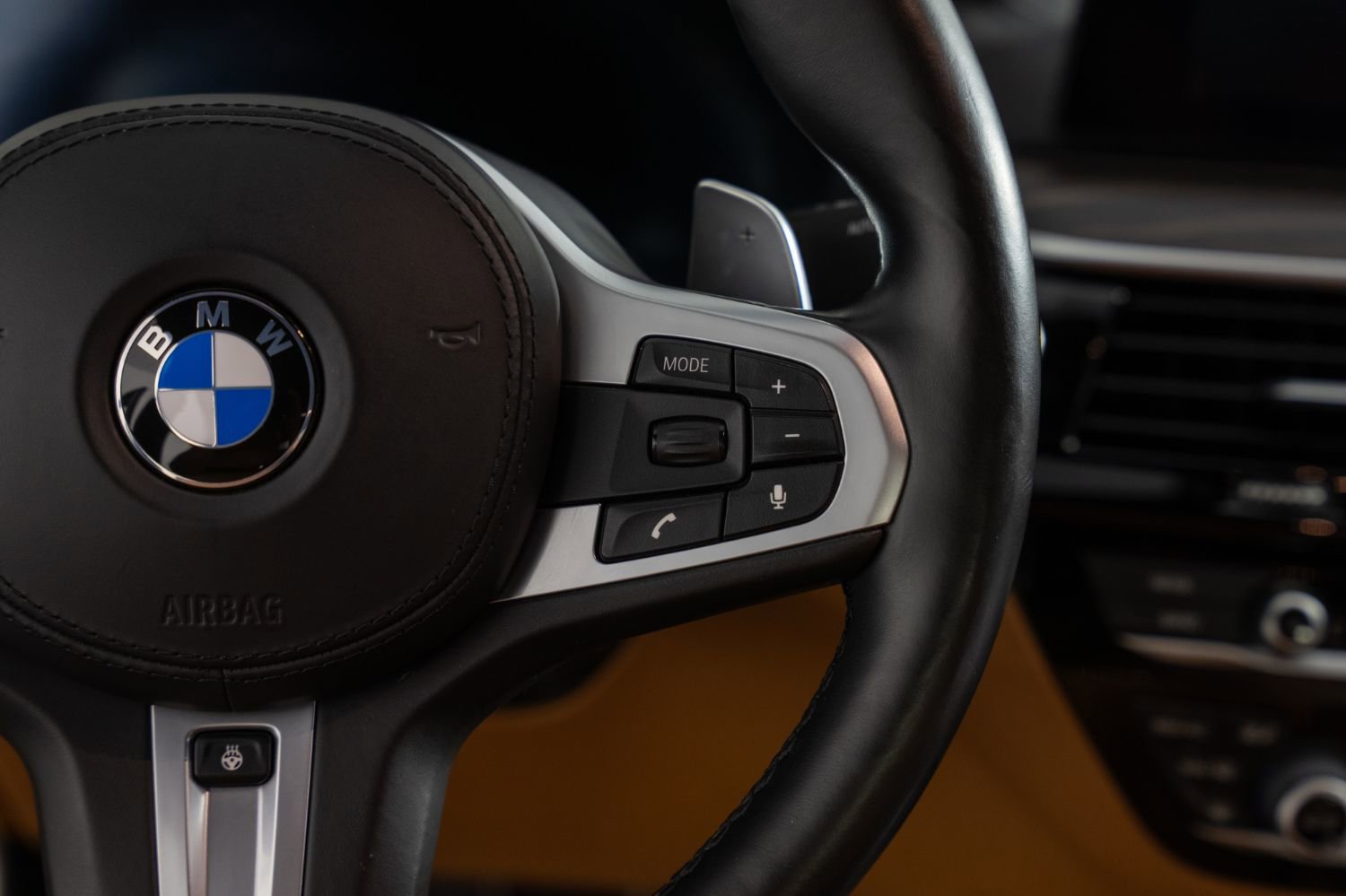 Used 2019 BMW M550i xDrive AWD/4WD image 32