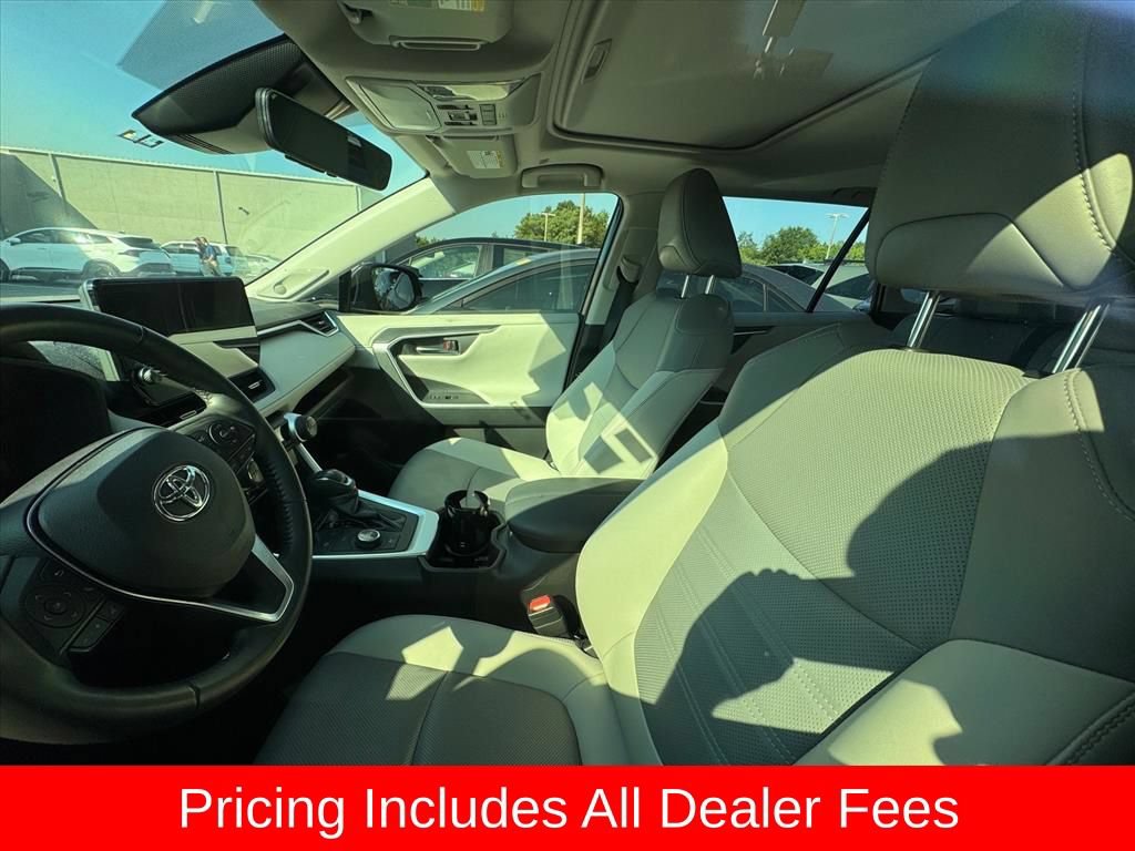 Used 2024 Toyota RAV4 Limited w/ Advanced Technology Package AWD/4WD image 8