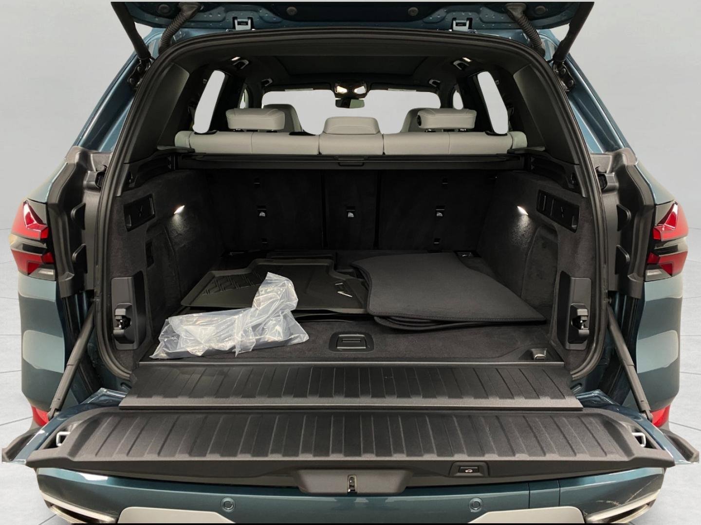 Certified 2026 BMW X5 xDrive40i image 8