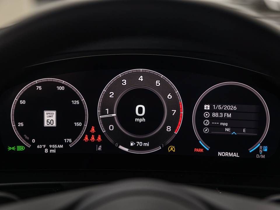 Certified 2026 Porsche Cayenne AWD/4WD image 42
