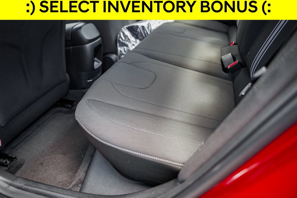 New 2025 Hyundai Elantra Sport image 29