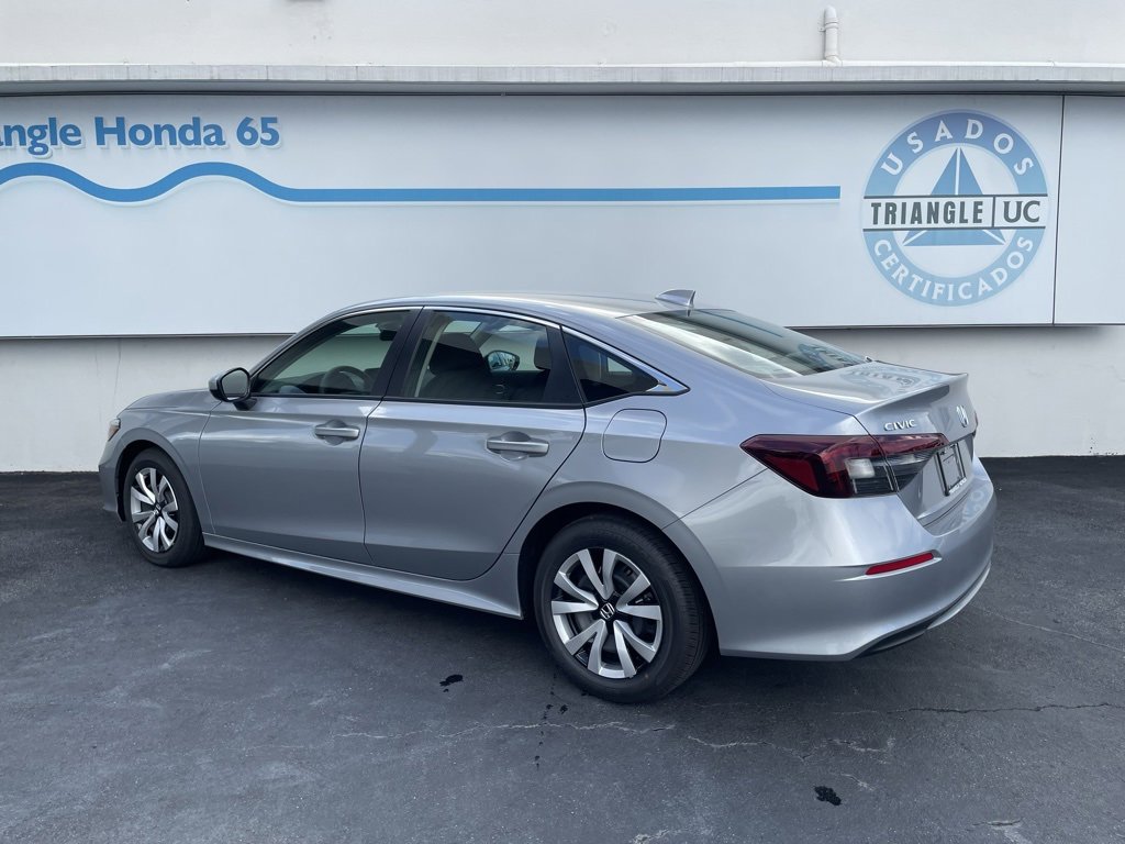 Used 2025 Honda Civic LX image 4