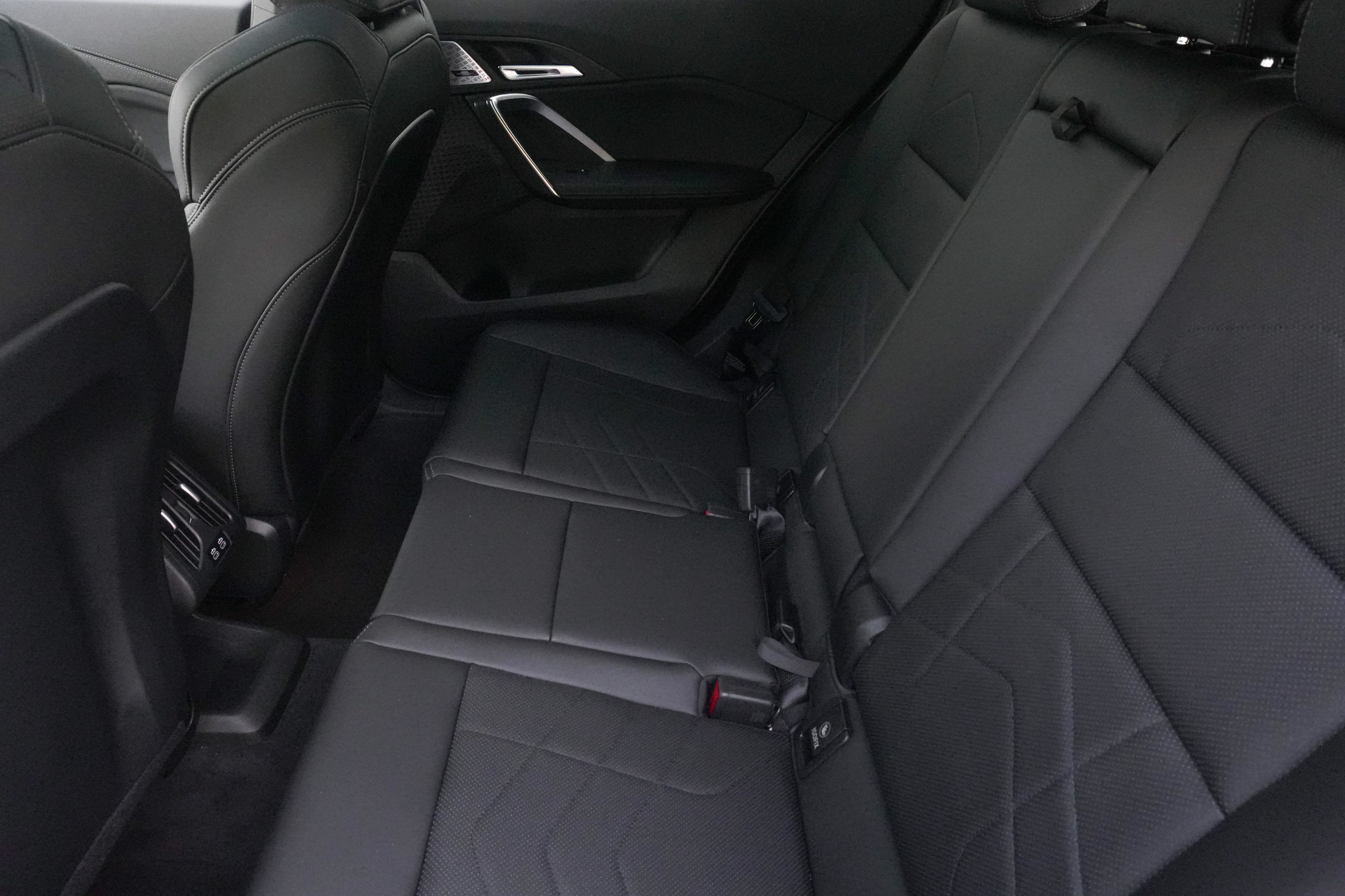 Certified 2025 BMW X2 M35i AWD/4WD image 38
