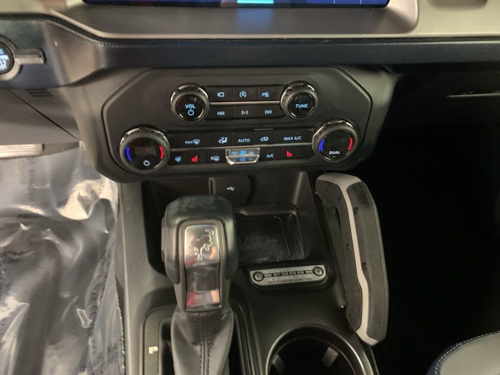 Used 2021 Ford Bronco Outer Banks image 22