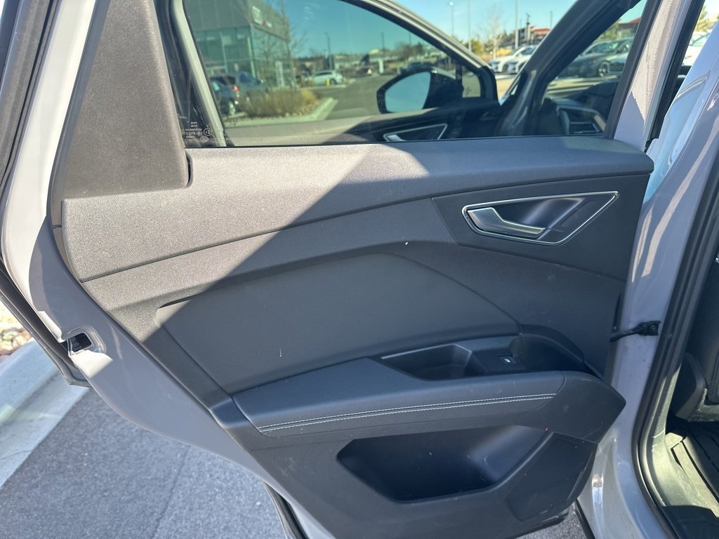 Certified 2024 Audi Q4 e-tron Premium image 9