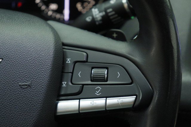 Used 2020 Cadillac XT4 Premium Luxury FWD image 12