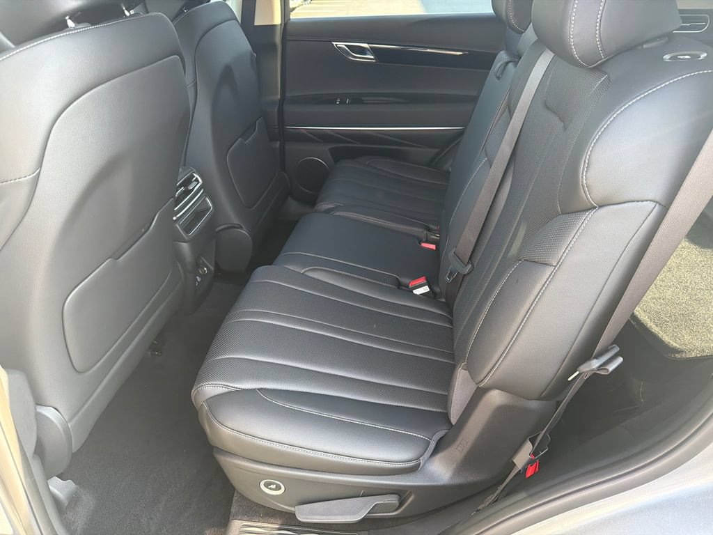 New 2027 Genesis GV80 2.5T AWD/4WD image 23