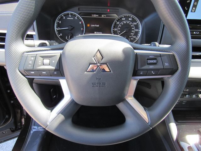 New 2026 Mitsubishi Outlander ES image 29