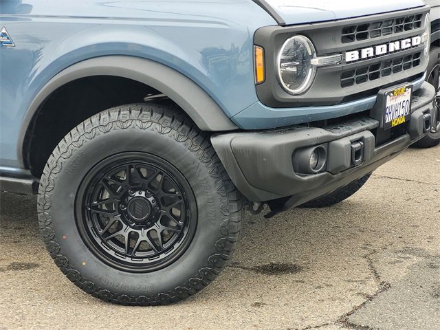 Used 2023 Ford Bronco Black Diamond image 9