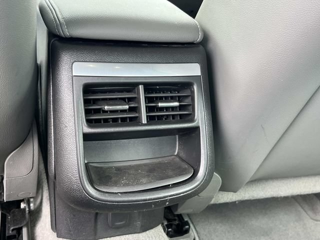 Used 2014 Chevrolet Impala LT w/ Convenience Package FWD image 16