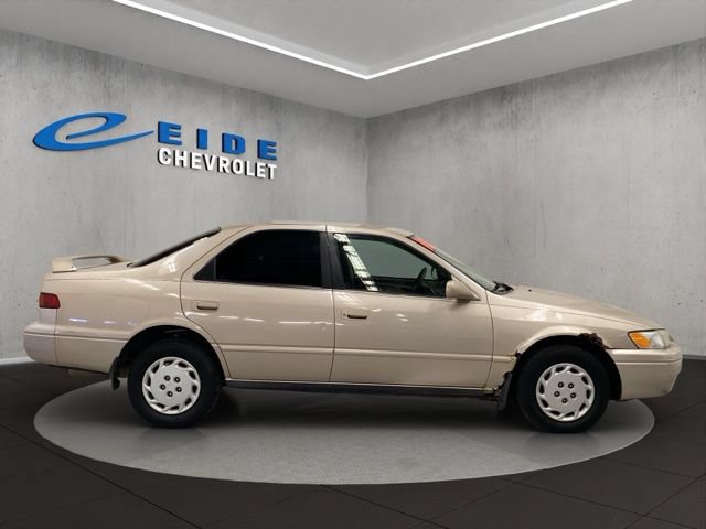 Used 1998 Toyota Camry LE FWD image 6