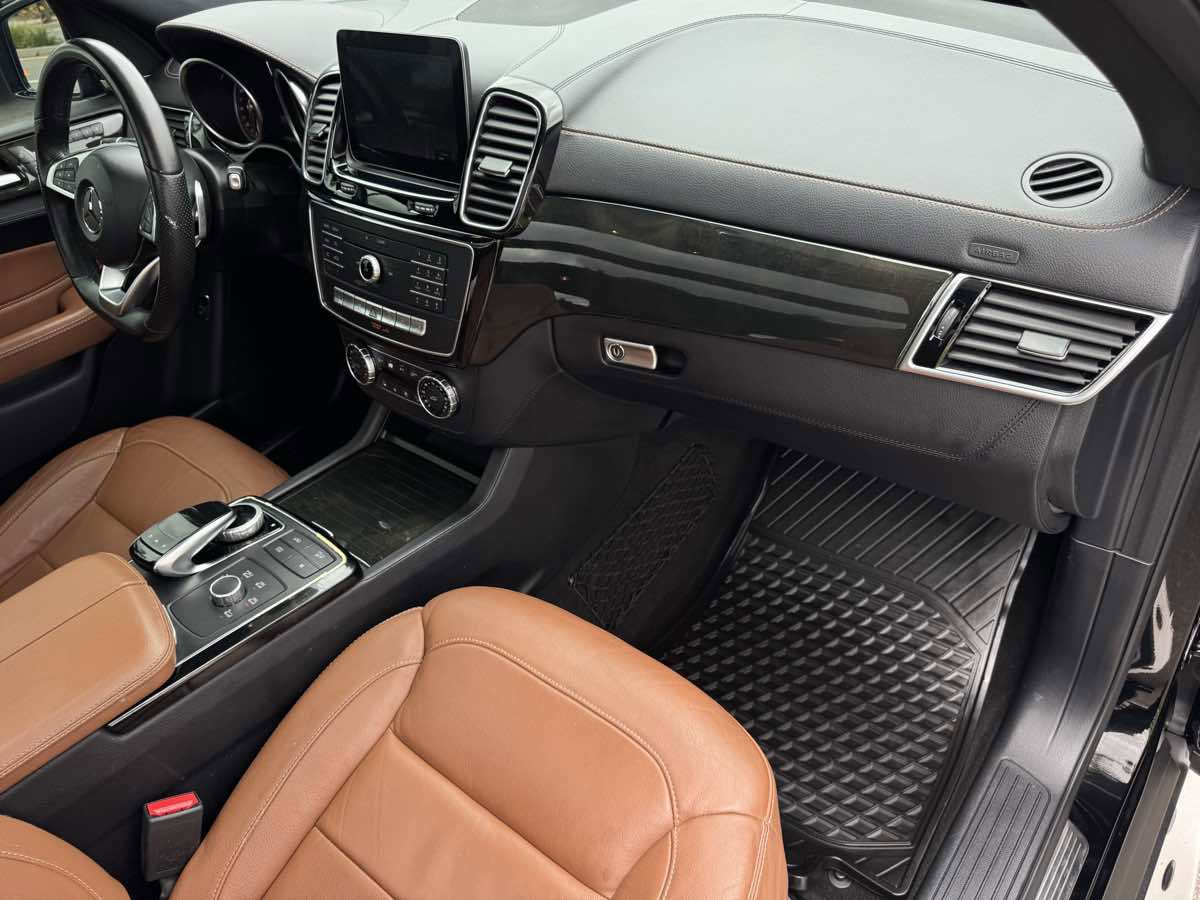 Used 2017 Mercedes-Benz GLE 43 AMG 4MATIC image 22