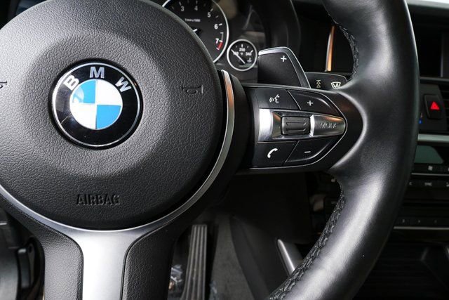 Used 2017 BMW X4 xDrive28i image 10