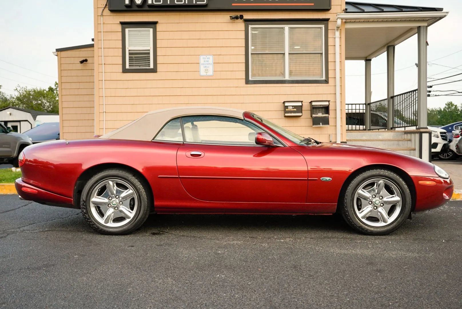 Used 1997 Jaguar XK8 Convertible RWD image 13