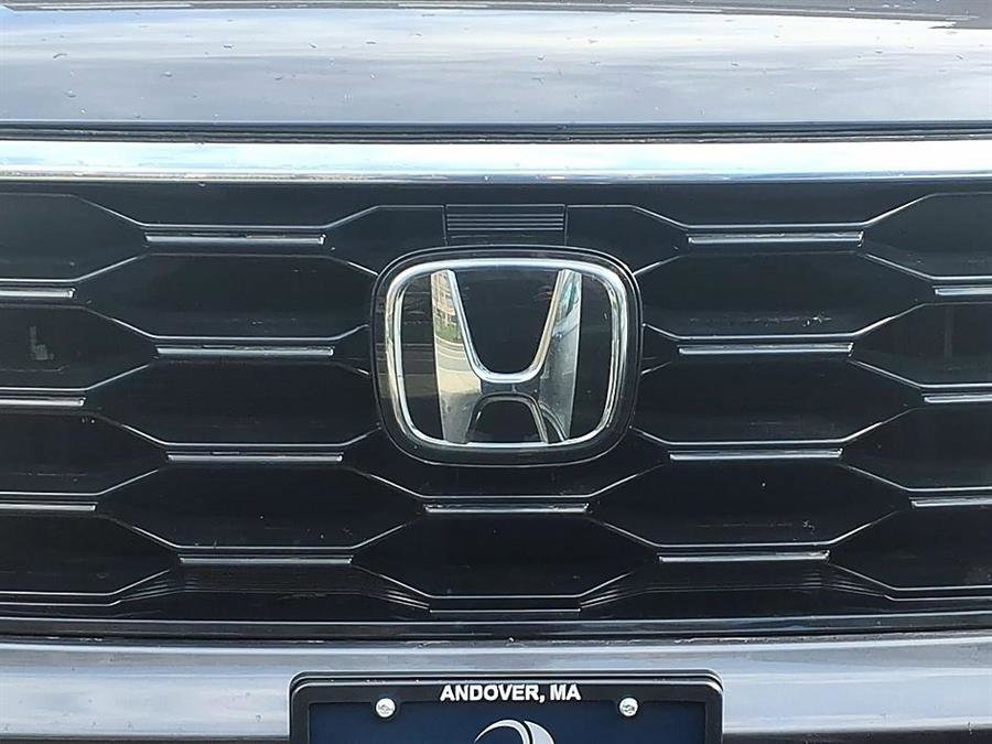 Used 2023 Honda Pilot Touring image 15