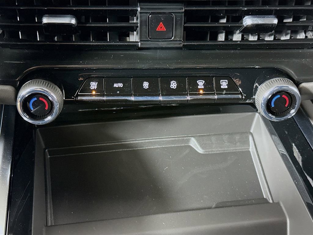 New 2026 Chevrolet Tahoe LS image 15