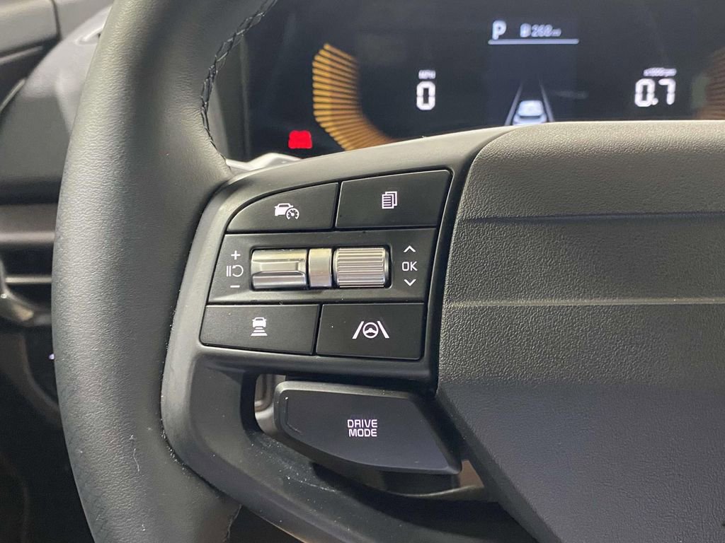 Used 2026 Kia Sportage EX w/ EX Panorama Roof Package image 23