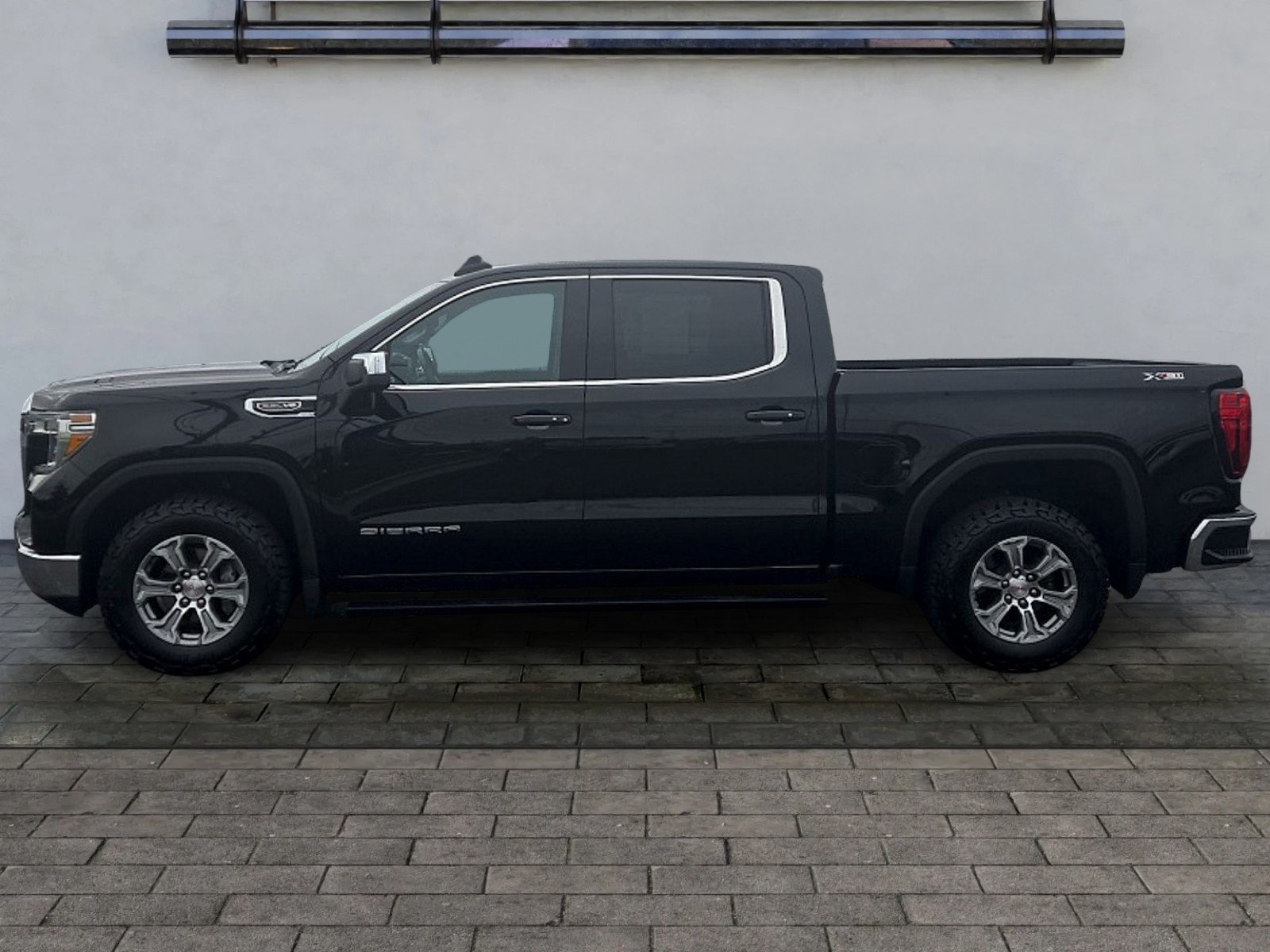 Used 2019 GMC Sierra 1500 SLE w/ SLE Value Package AWD/4WD image 6