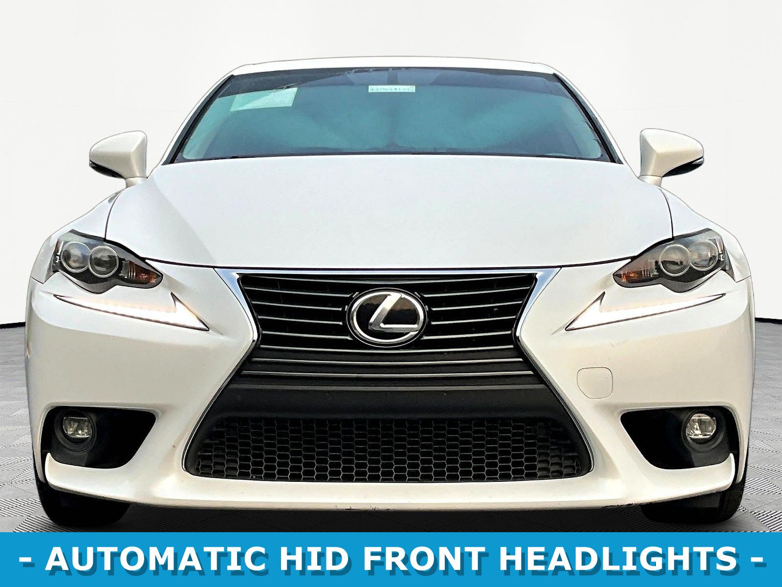 Used 2016 Lexus IS 300 AWD w/ Premium Package image 2