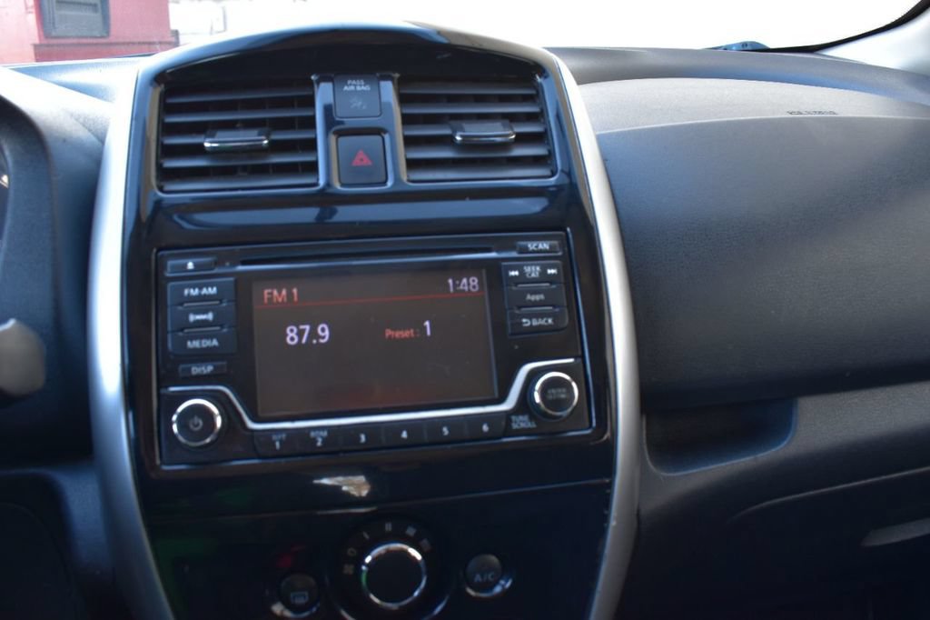 Used 2016 Nissan Versa Note SV FWD image 29