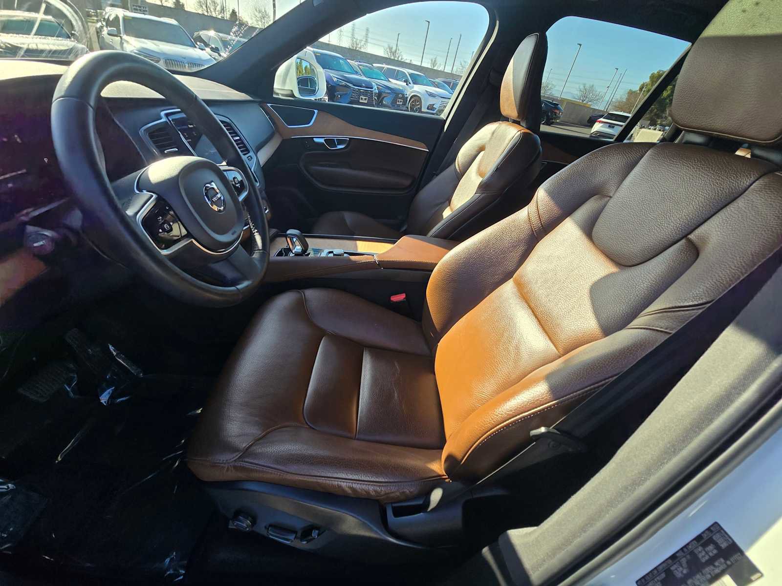 Used 2023 Volvo XC90 T8 Core w/ Climate Package image 25