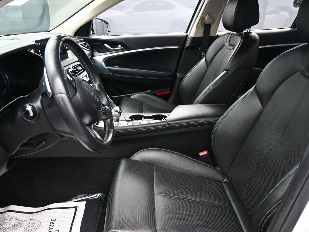 Used 2022 Genesis G70 2.0T image 10