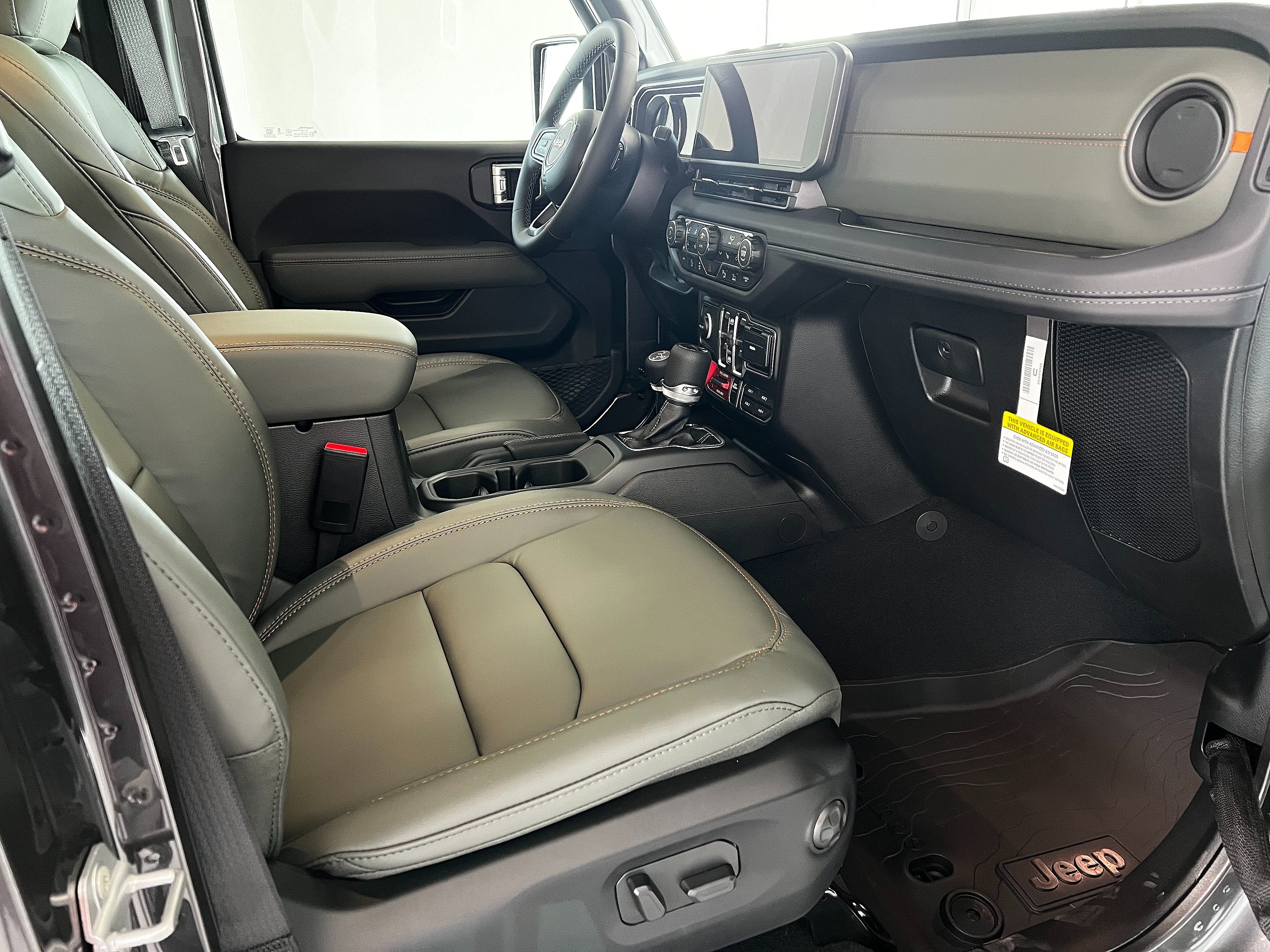 New 2026 Jeep Gladiator Mojave AWD/4WD image 27