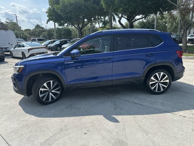 Used 2024 Volkswagen Taos SE FWD image 39