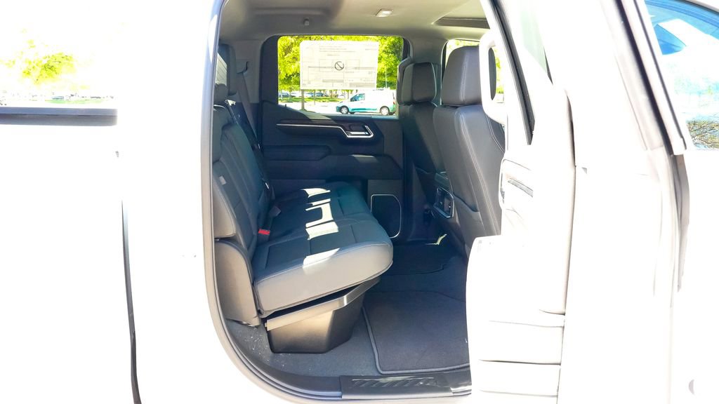 New 2025 GMC Sierra 1500 SLT w/ SLT Premium Plus Package image 16