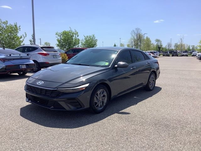 Used 2024 Hyundai Elantra Blue