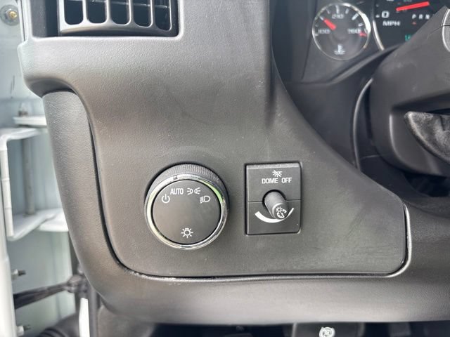 Used 2025 Chevrolet Express 2500 w/ Driver Convenience Package RWD image 10