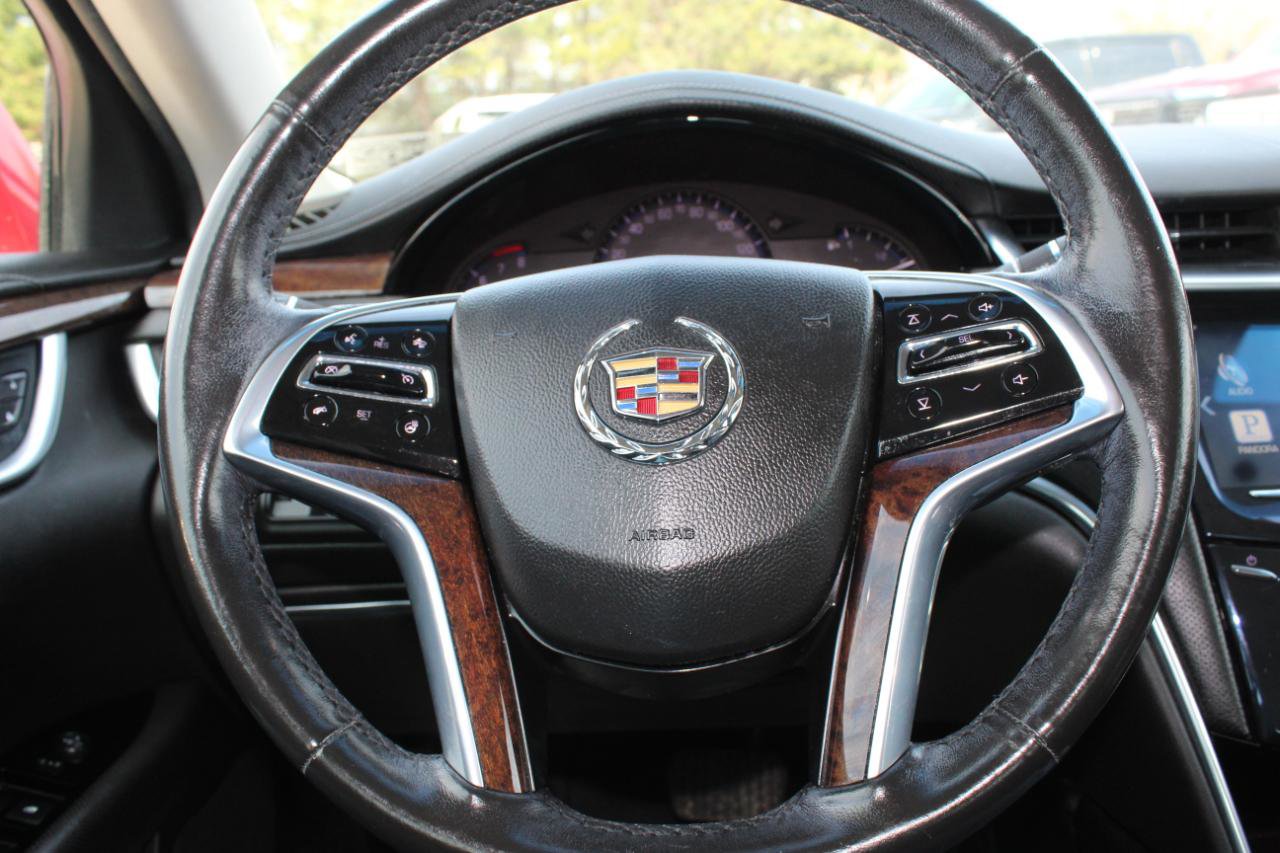 Used 2015 Cadillac XTS Luxury w/ Driver Awareness Package image 28