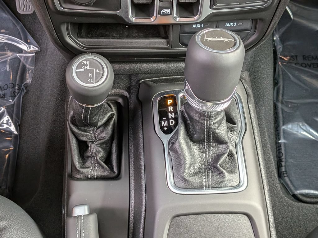 New 2026 Jeep Gladiator Sport AWD/4WD image 21